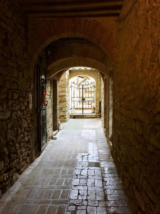 La Mansarda Del Chiostro Apartment Suvereto